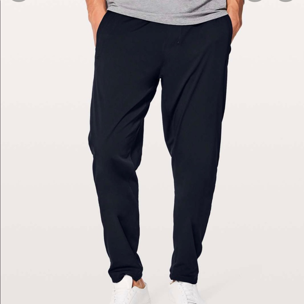 NWT Lululemon Great Wall Pant Lined Navy size small